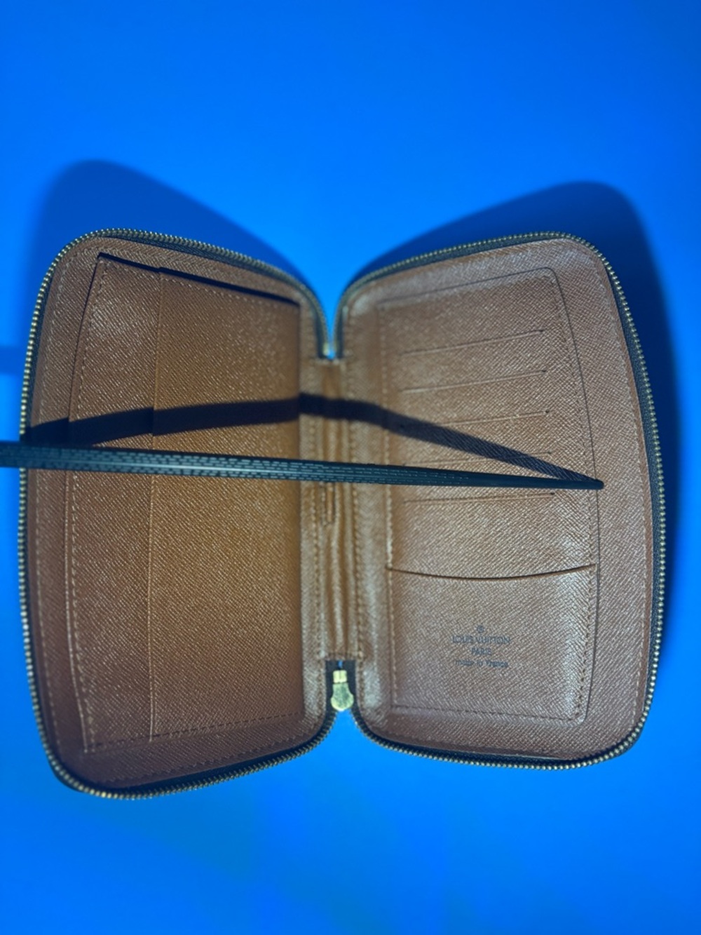 💯 Authentic Louis Vuitton Geode Monogram Organizer Zippy Wallet Fits Passport - Picture 5 of 9